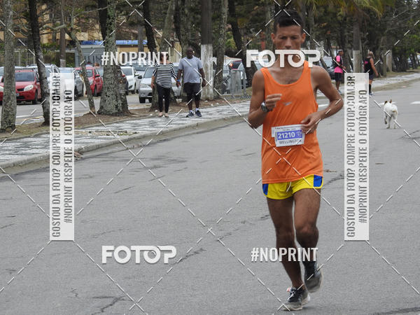 Buy your photos of the eventMeia Maratona Internacional de Peru�be on Fotop