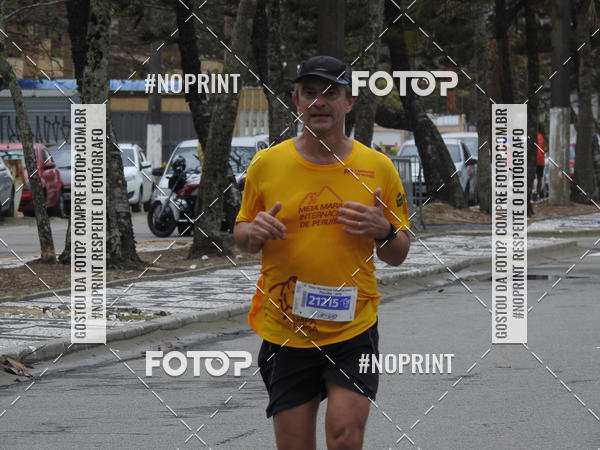 Buy your photos of the eventMeia Maratona Internacional de Peru�be on Fotop