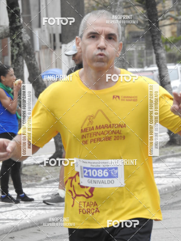 Buy your photos of the eventMeia Maratona Internacional de Peru�be on Fotop