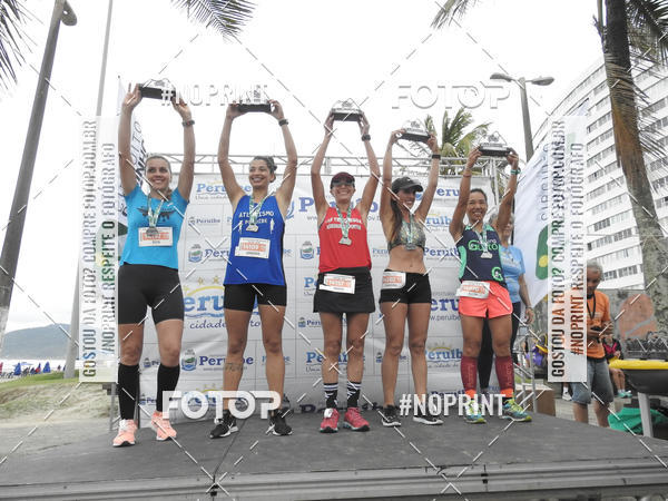 Buy your photos of the eventMeia Maratona Internacional de Peru�be on Fotop