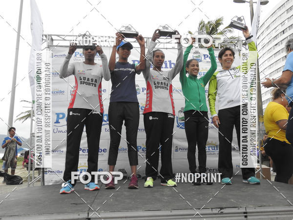 Buy your photos of the eventMeia Maratona Internacional de Peru�be on Fotop