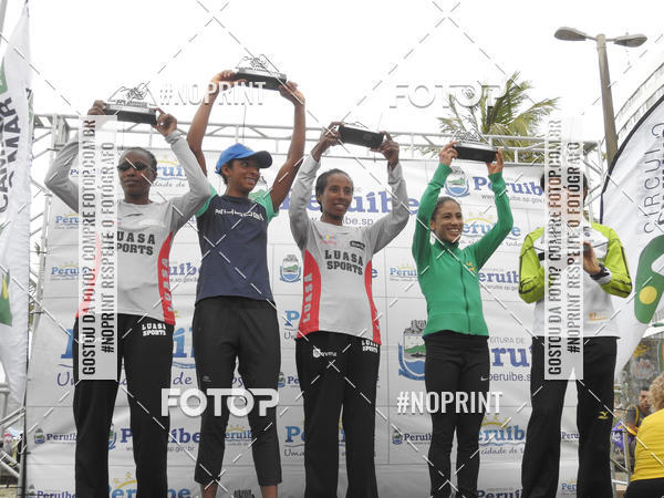 Buy your photos of the eventMeia Maratona Internacional de Peru�be on Fotop