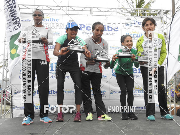 Buy your photos of the eventMeia Maratona Internacional de Peru�be on Fotop