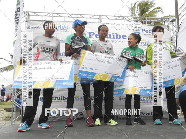 Buy your photos of the eventMeia Maratona Internacional de Peru�be on Fotop