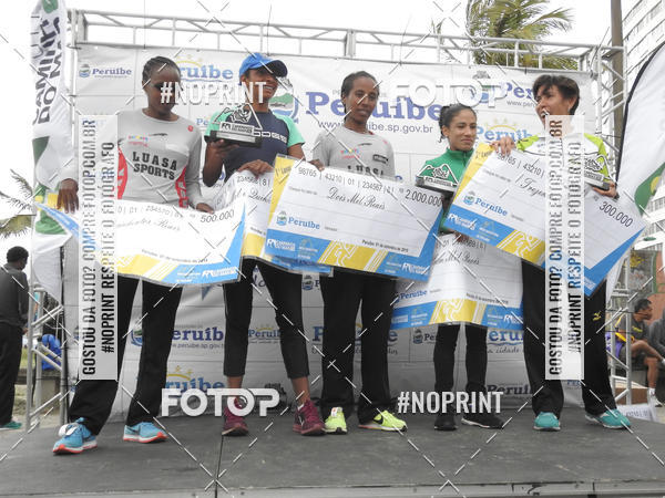 Buy your photos of the eventMeia Maratona Internacional de Peru�be on Fotop
