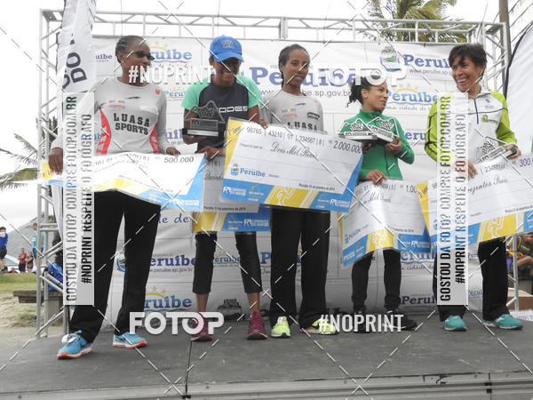Buy your photos of the eventMeia Maratona Internacional de Peru�be on Fotop