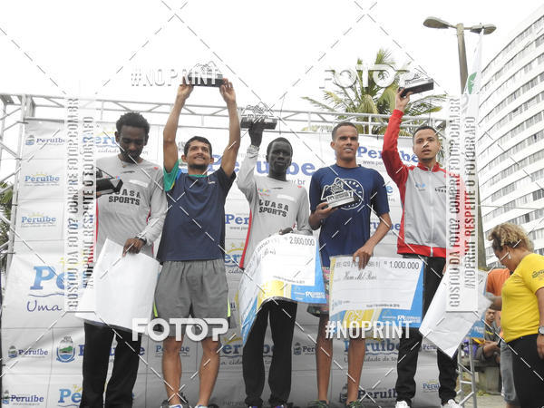 Buy your photos of the eventMeia Maratona Internacional de Peru�be on Fotop