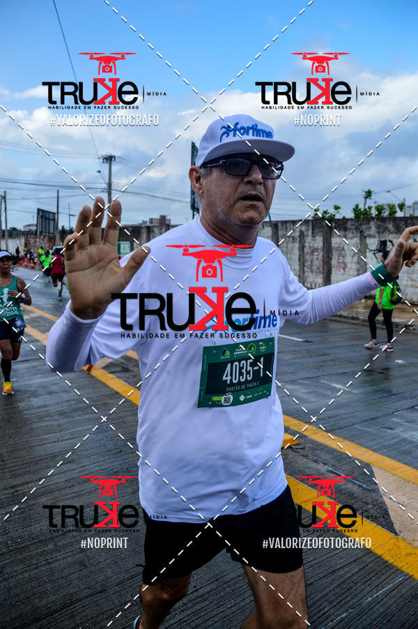 Buy your photos of the event18 Maratona Po de Acar de Revezamento on Fotop