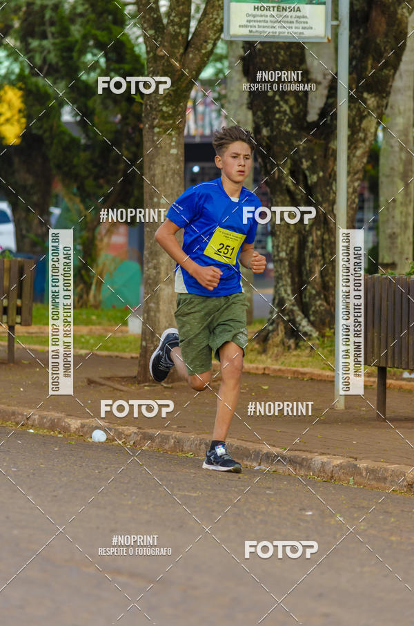 Buy your photos of the eventIII Circuito de Corrida de Rua - Cidade das Flores - 3 ETAPA on Fotop