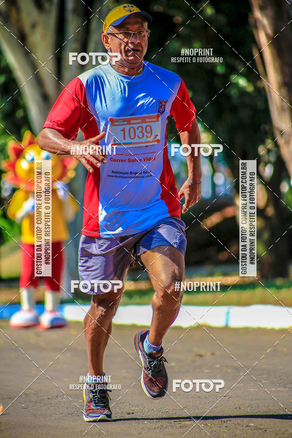 Buy your photos of the eventCorrida 6 Milhas Bombeiros Civis on Fotop