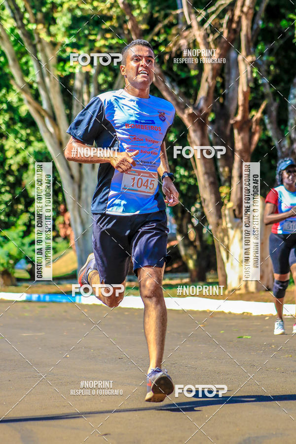 Buy your photos of the eventCorrida 6 Milhas Bombeiros Civis on Fotop