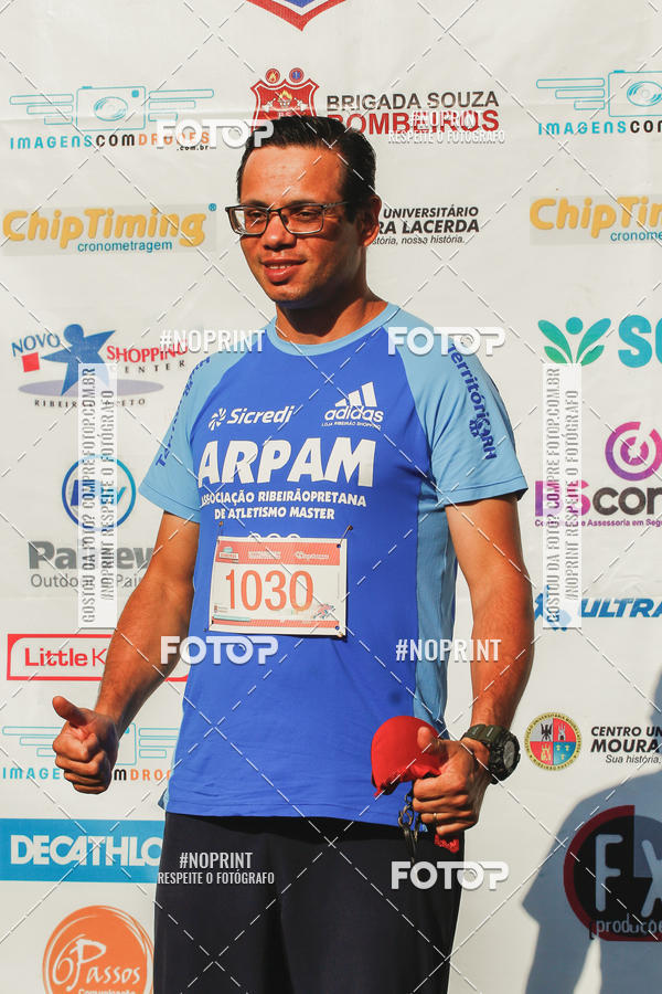 Buy your photos of the eventCorrida 6 Milhas Bombeiros Civis on Fotop