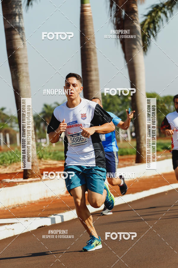 Buy your photos of the eventCorrida 6 Milhas Bombeiros Civis on Fotop