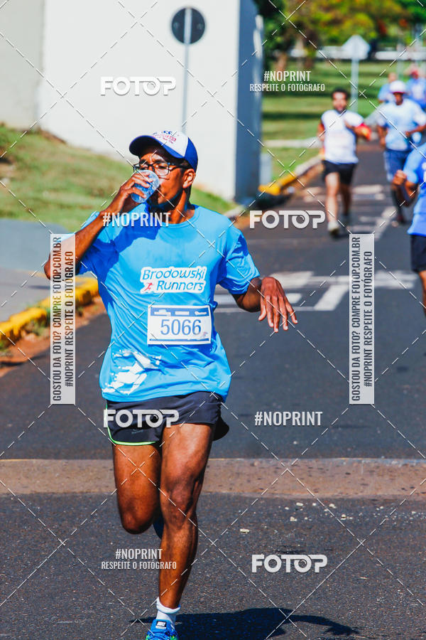 Buy your photos of the eventCorrida 6 Milhas Bombeiros Civis on Fotop