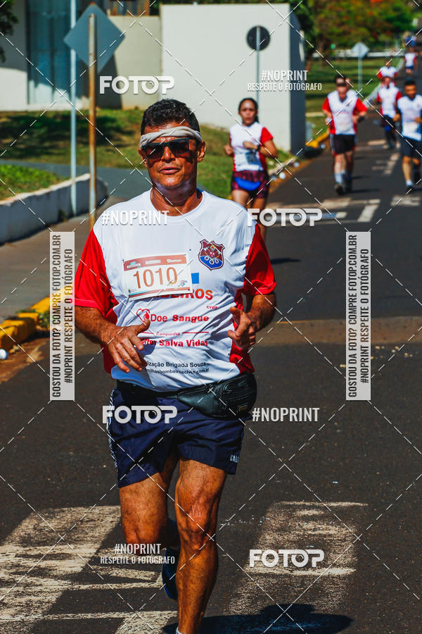 Buy your photos of the eventCorrida 6 Milhas Bombeiros Civis on Fotop