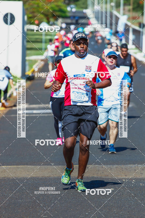 Buy your photos of the eventCorrida 6 Milhas Bombeiros Civis on Fotop