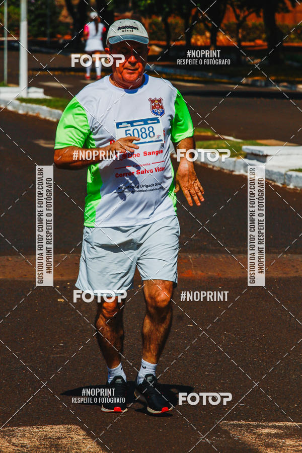 Buy your photos of the eventCorrida 6 Milhas Bombeiros Civis on Fotop