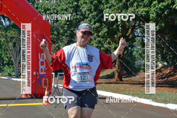Buy your photos of the eventCorrida 6 Milhas Bombeiros Civis on Fotop