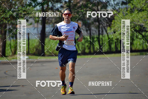 Buy your photos of the eventCorrida 6 Milhas Bombeiros Civis on Fotop