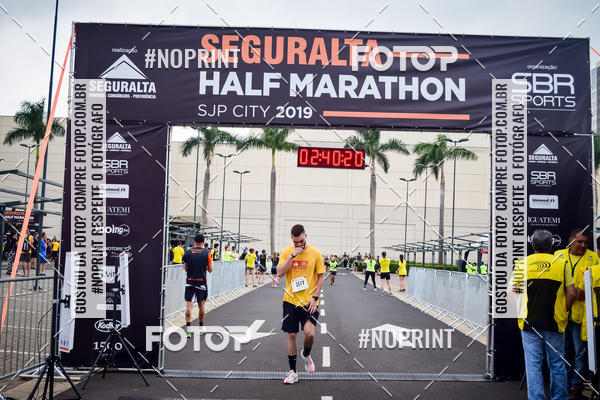 Buy your photos of the eventSeguralta Half Marathon SJP City 2019 on Fotop
