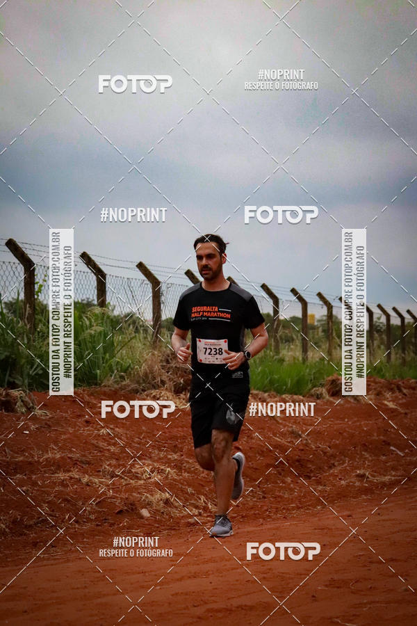 Buy your photos of the eventSeguralta Half Marathon SJP City 2019 on Fotop