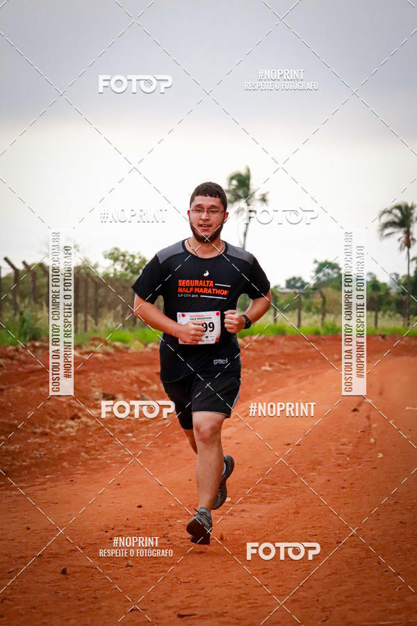 Buy your photos of the eventSeguralta Half Marathon SJP City 2019 on Fotop