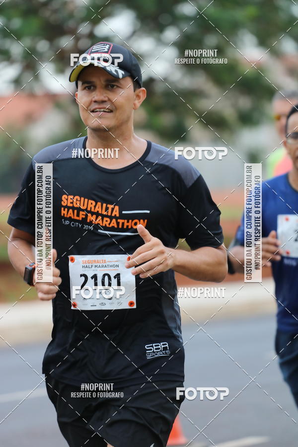 Buy your photos of the eventSeguralta Half Marathon SJP City 2019 on Fotop