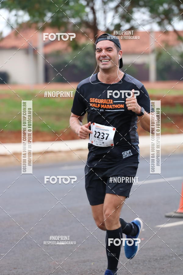 Buy your photos of the eventSeguralta Half Marathon SJP City 2019 on Fotop