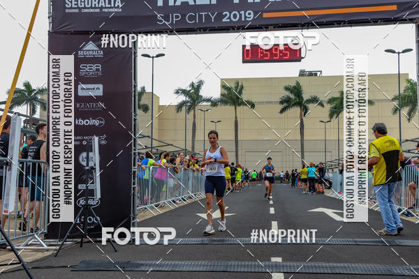 Buy your photos of the eventSeguralta Half Marathon SJP City 2019 on Fotop