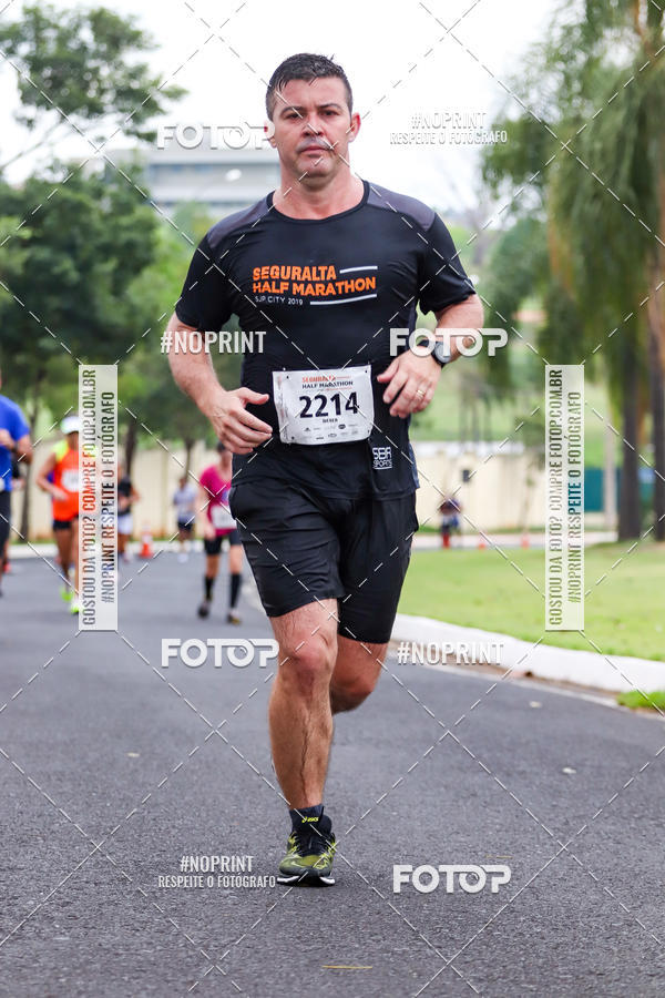 Buy your photos of the eventSeguralta Half Marathon SJP City 2019 on Fotop