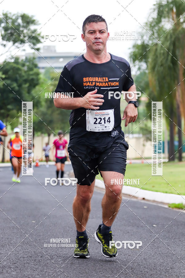 Buy your photos of the eventSeguralta Half Marathon SJP City 2019 on Fotop