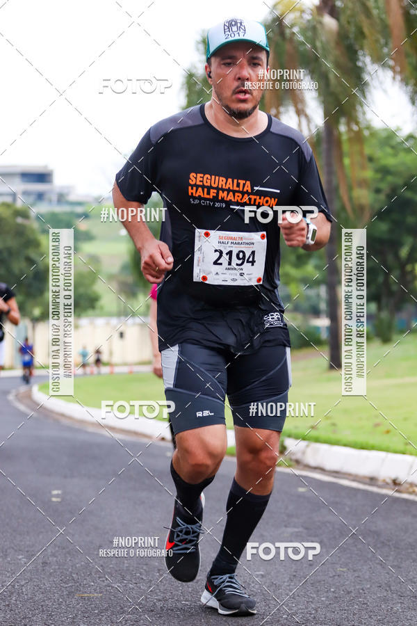 Buy your photos of the eventSeguralta Half Marathon SJP City 2019 on Fotop