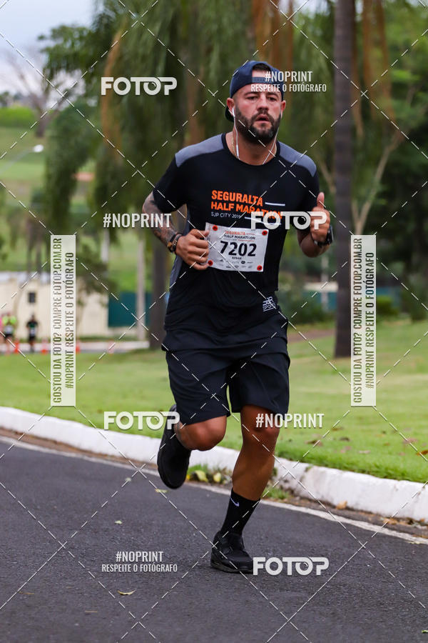 Buy your photos of the eventSeguralta Half Marathon SJP City 2019 on Fotop