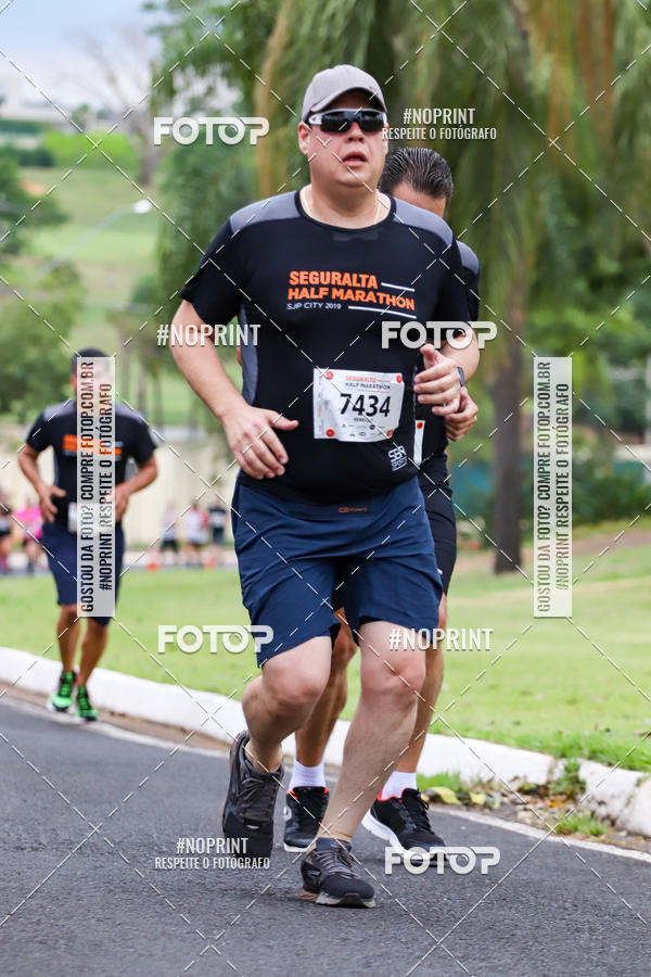 Buy your photos of the eventSeguralta Half Marathon SJP City 2019 on Fotop