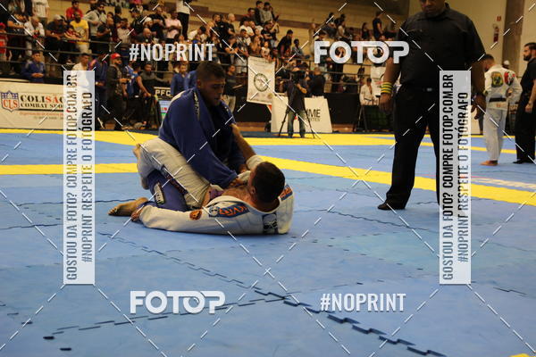 Buy your photos of the eventfight friends on Fotop