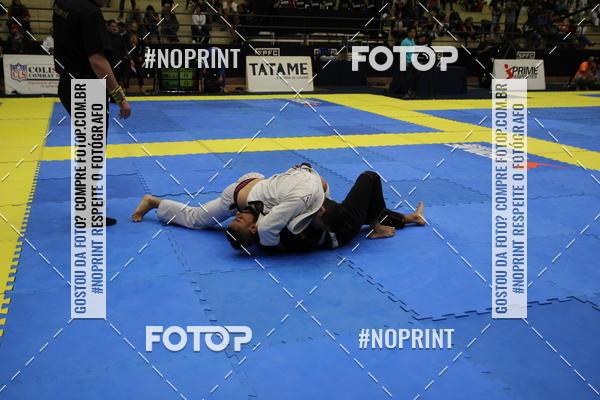Buy your photos of the eventfight friends on Fotop