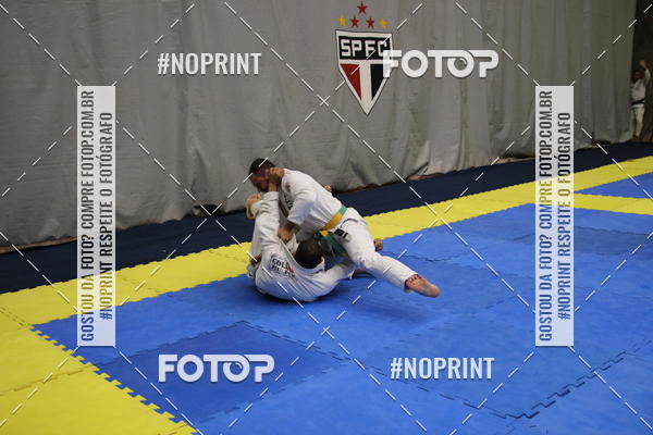 Buy your photos of the eventfight friends on Fotop