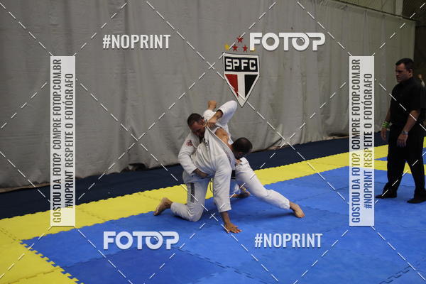 Buy your photos of the eventfight friends on Fotop