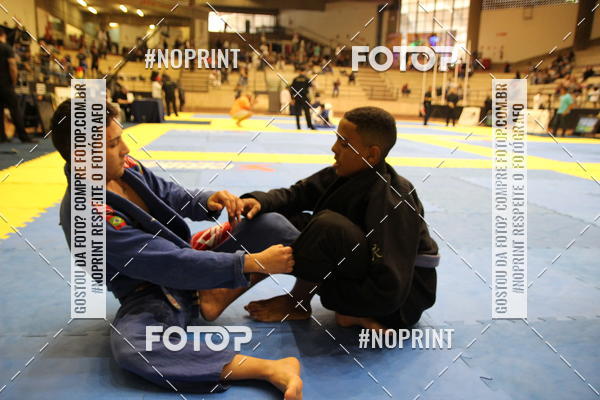 Compre suas fotos do eventofight friends no Fotop