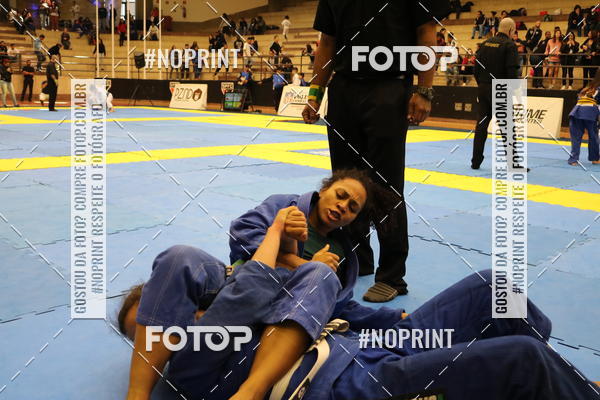 Buy your photos of the eventfight friends on Fotop