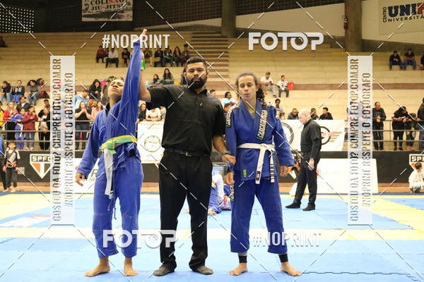 Buy your photos of the eventfight friends on Fotop