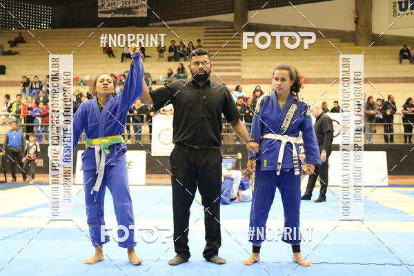 Buy your photos of the eventfight friends on Fotop