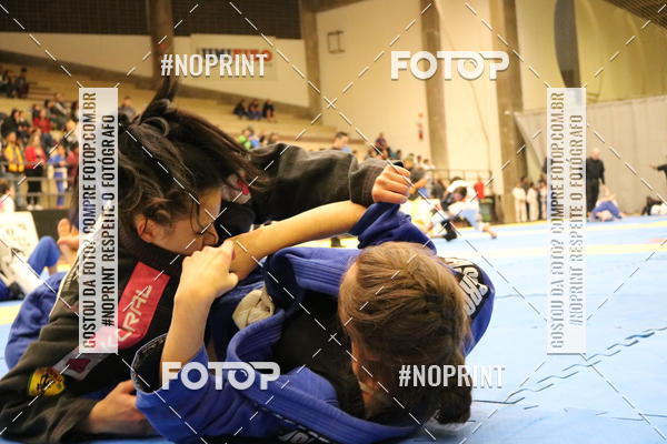 Buy your photos of the eventfight friends on Fotop