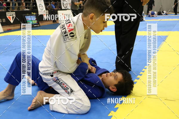 Buy your photos of the eventfight friends on Fotop