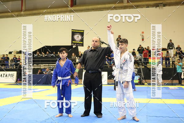 Buy your photos of the eventfight friends on Fotop