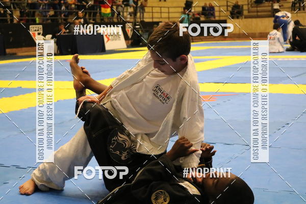 Buy your photos of the eventfight friends on Fotop