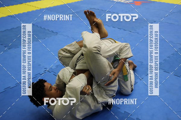 Achetez vos photos de l'vnementfight friends sur Fotop