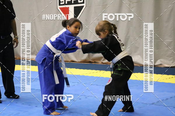 Buy your photos of the eventfight friends on Fotop