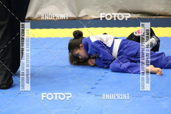 Buy your photos of the eventfight friends on Fotop