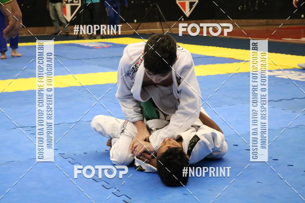 Buy your photos of the eventfight friends on Fotop